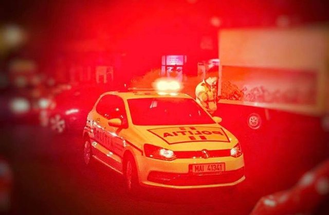 Trei morti si patru raniti, dupa ce masina in care se aflau a fost lovita de un camion, in Maramures