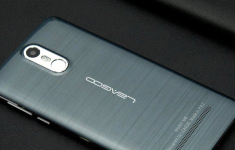 O serie de telefoane pot veni la pachet cu virusi preinstalati