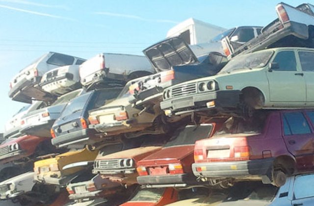 Eliminarea taxei auto a adus "rablele" din nou pe soselele Romaniei