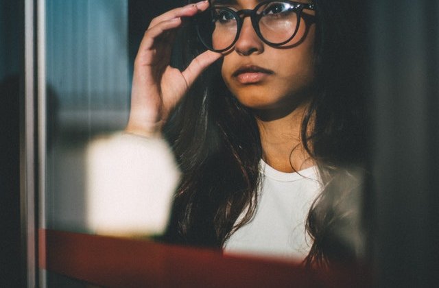 6 ganduri toxice care te fac nefericit