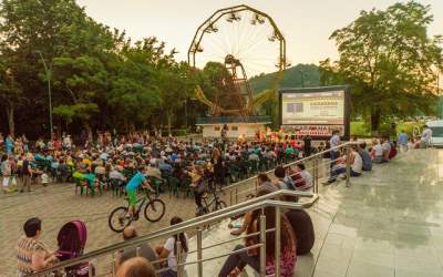 &quot;Caravana filmului romanesc&quot;...