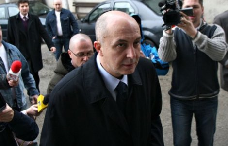 Puiu Popoviciu, condamnat la sapte ani de inchisoare in dosarul "Ferma Baneasa", e de negasit