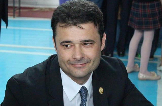 Un primar si-a propus sa impoziteze Palatul Parlamentului