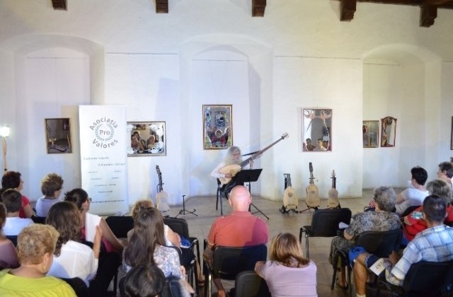 Succes al concertului de debut al Turneului National "Muzica in Palatele Romaniei"