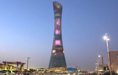  Video  Incendiu la un zgarie-nori din Dubai. Este pentru a doua oara