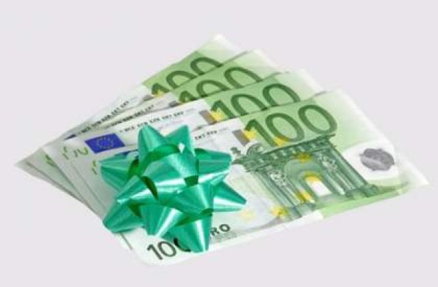 Coruptia in vami: Peste 100.000 de euro pe tura