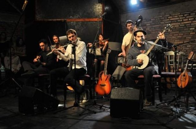 [VIDEO] Byron lanseaza albumul "Perfect" in Silver Church
