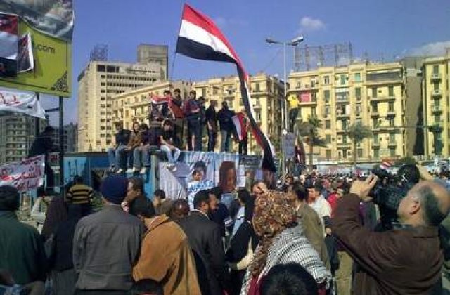 "Revolutia de pe Nil", un "tsunami pentru lumea araba"