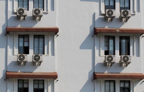 Focsani: Incendiu la Spitalul Judetean de Urgenta din cauza unui aparat de aer conditionat care a luat foc