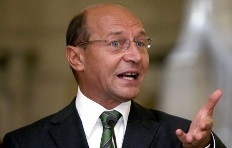Basescu: Teparul ordinar de Teleorman a convocat sesiunea si si-a delegat atributiile lacheului Iordache din lasitate