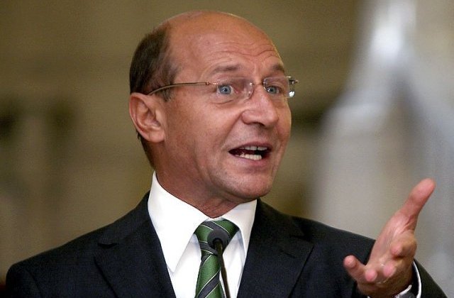 Basescu: Teparul ordinar de Teleorman a convocat sesiunea si si-a delegat atributiile lacheului Iordache din lasitate