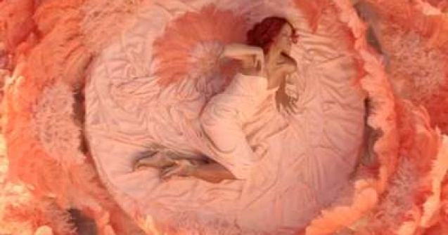  Video  Rihanna, sexy intr-o nou reclama