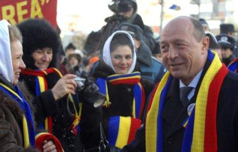 Basescu: Am premierul independent, dar nu vi-l spun!