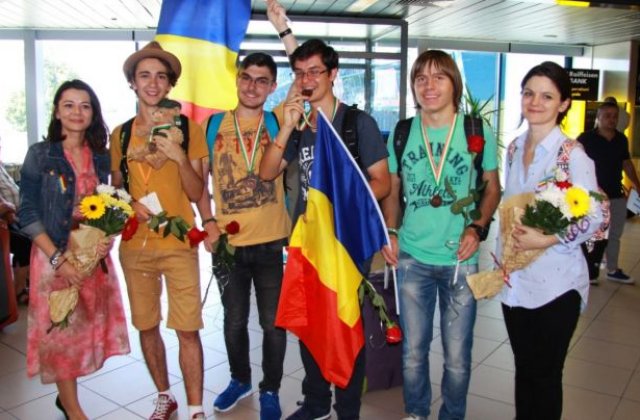 Elevii romani au obtinut patru medalii la individual si o mentiune la proba pe echipe, la Olimpiada Internationala de Lingvistica din Irlanda