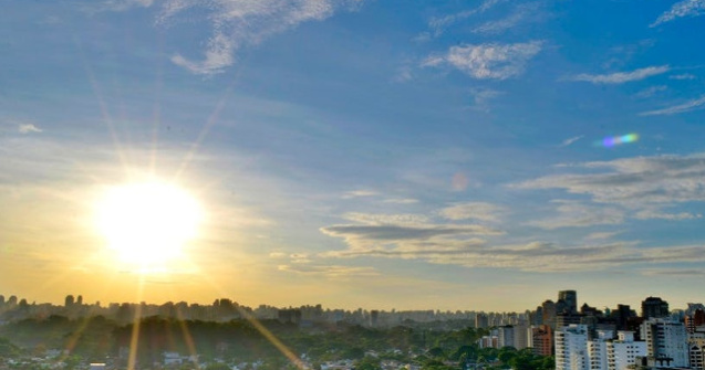 Valul de caldura va persista pana spre sfarsitul saptamanii