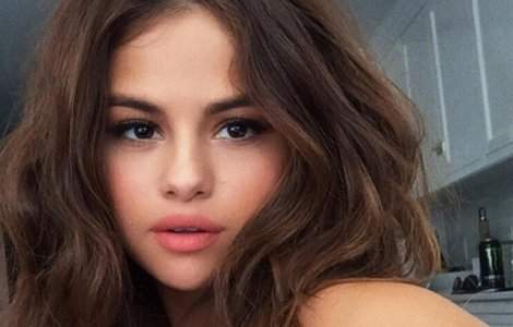 Selena Gomez va juca in urmatorul film regizat de Woody Allen