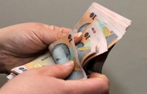 Salarii in avans pentru bugetari inainte de minivacanta de Sfanta Maria