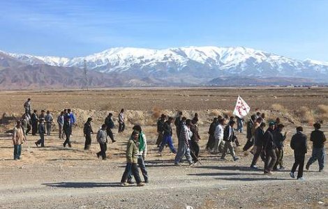 PE: Manifestatiile din Iran, Tunsia si Egipt "seamana, si chiar rasar"