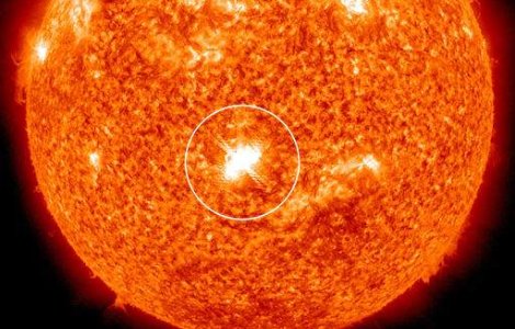  Video  Cea mai puternica eruptie solara din ultimii patru ani