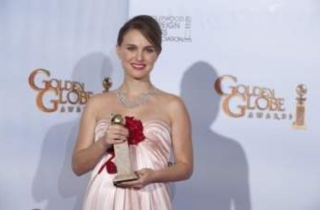 Natalie Portman va avea un baietel