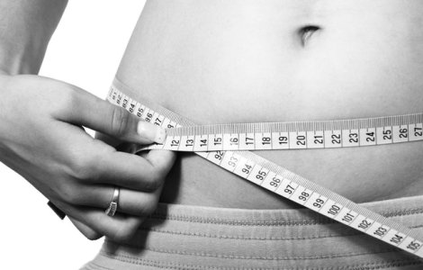  Top  5 schimbari simple care te scapa de grasimea de pe abdomen