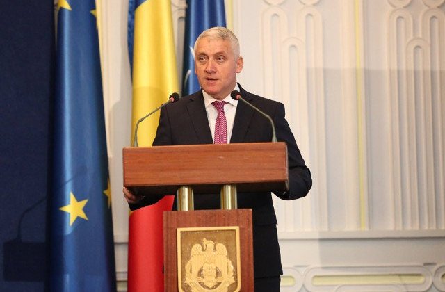 Tutuianu: Demisionez din Senat in septembrie. ANI mi-a spus ca nu am fost in incompatibilitate ca ministru si secretar al Senatului