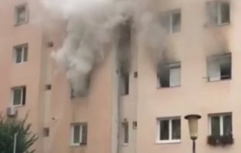 Aproximativ 50 de locatari au fost evacuati dintr-un bloc din Sibiu in urma unui incendiu