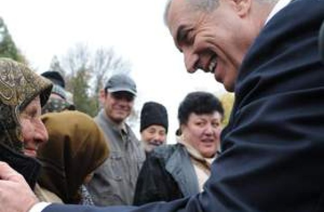 Tariceanu: 'Cresterea salariilor profesorilor e un lucru fantasmagoric'