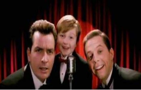 Charlie Sheen: Ma plictisesc fara bautura