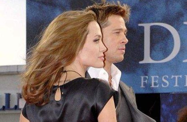 Cuplul Brangelina paraseste Hollywood-ul
