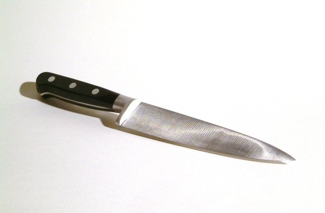 [Foto] [Video] Atac cu cutitul in orasul rusesc Surgut; sapte persoane au fost ranite