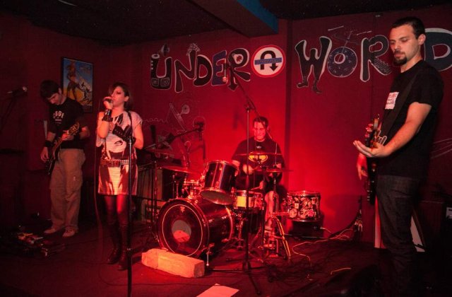 [VIDEO] Astero & Rock Paper Scissors, in Wings Club