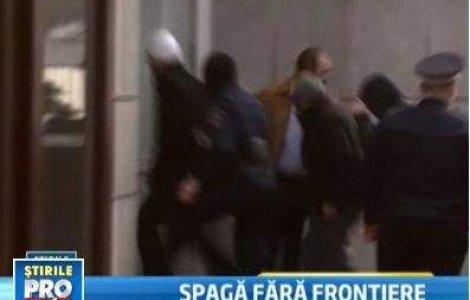 Vama Albita: 15 politisti de frontiera arestati