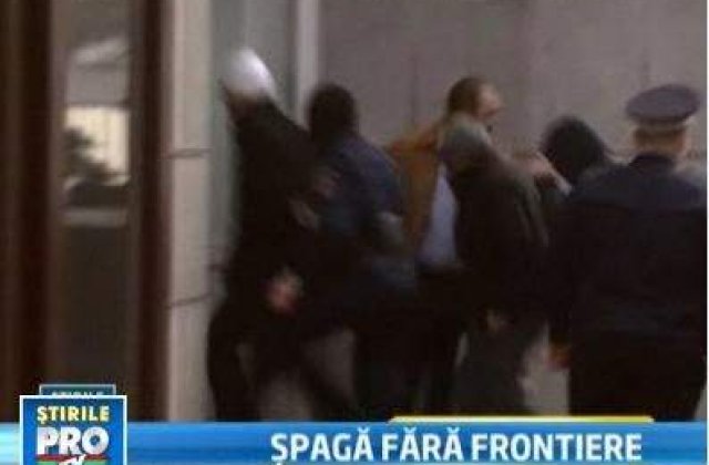 Vama Albita: 15 politisti de frontiera arestati