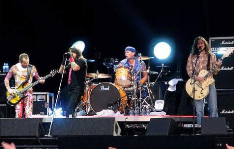  Video  Titlul noului album RHCP, inspirat din halucinatiile cauzate de droguri