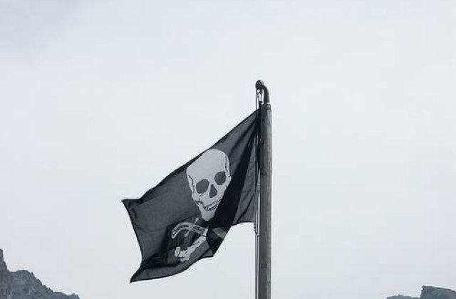 Piratii somalezi au ucis 4 prizonieri