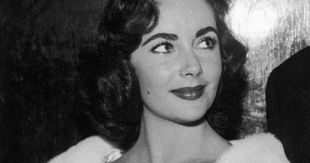  Top  Drumul spre succes al celor mai cunoscuti 10 actori!