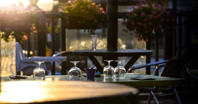 Activitatea a peste 15 restaurante si cluburi din Centrul Istoric al Capitalei, suspendata de Politia Locala