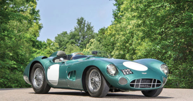 Un Aston Martin DBR1 pilotat de Stirling Moss a devenit cea mai scumpa masina britanica din lume: 19 milioane de euro
