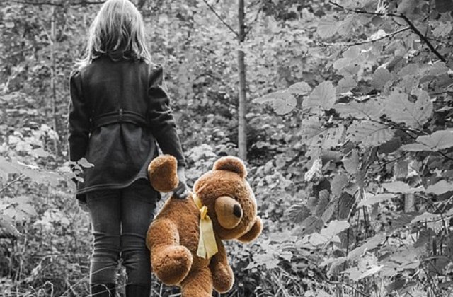 Un roman a fost condamnat pentru pedofilie, in Marea Britanie