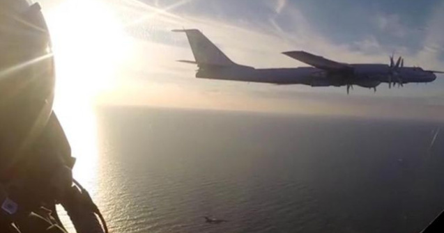  Video  Un bombardier rusesc a fost depistat zburand deasupra Marii Baltice, una dintre granitele NATO