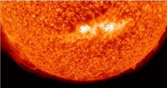 Furtunile solare, mai devastatoare decat uraganul Katrina