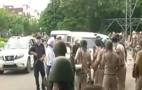 32 de morti, dupa ce un guru a fost condamnat pentru viol