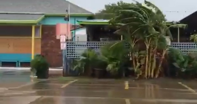  Video  Cel putin un mort si 12 raniti dupa uraganul din Texas