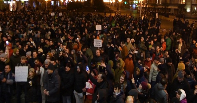 Proteste in mai multe orase din tara si strainatate ce vizeaza ultimele decizii ale Executivului