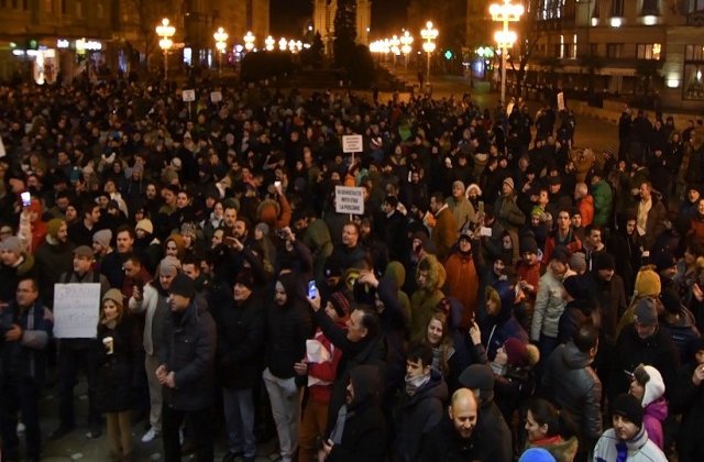 Proteste in mai multe orase din tara si strainatate ce vizeaza ultimele decizii ale Executivului