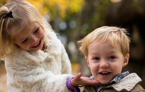  Top  Top 10 fotografii care infatiseaza dragostea dintre frati