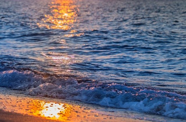 "Litoralul pentru toti" aduce preturi cu 75% mai mici