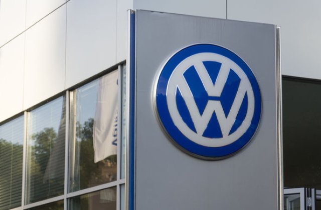 Celula secreta: Volkswagen testa software-ul pentru pacalirea emisiilor la sediul central