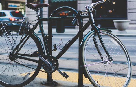 Sedinta CGMB: Ajutor financiar pentru adultii cu handicap, noi vouchere pentru biciclete, premii pentru elevii de 10